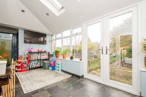 Photo 19- click for photo gallery